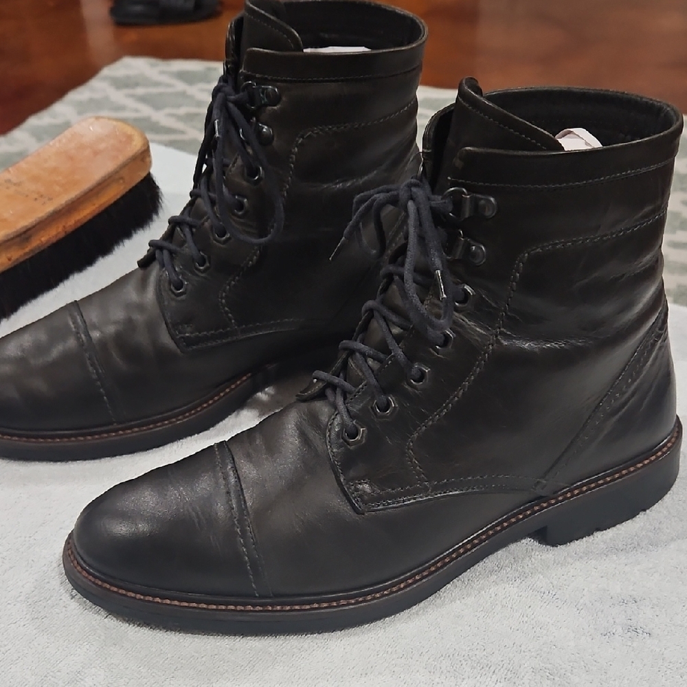 Johnston & Murphy Dark BrownLeather Boots Cap Toe Design